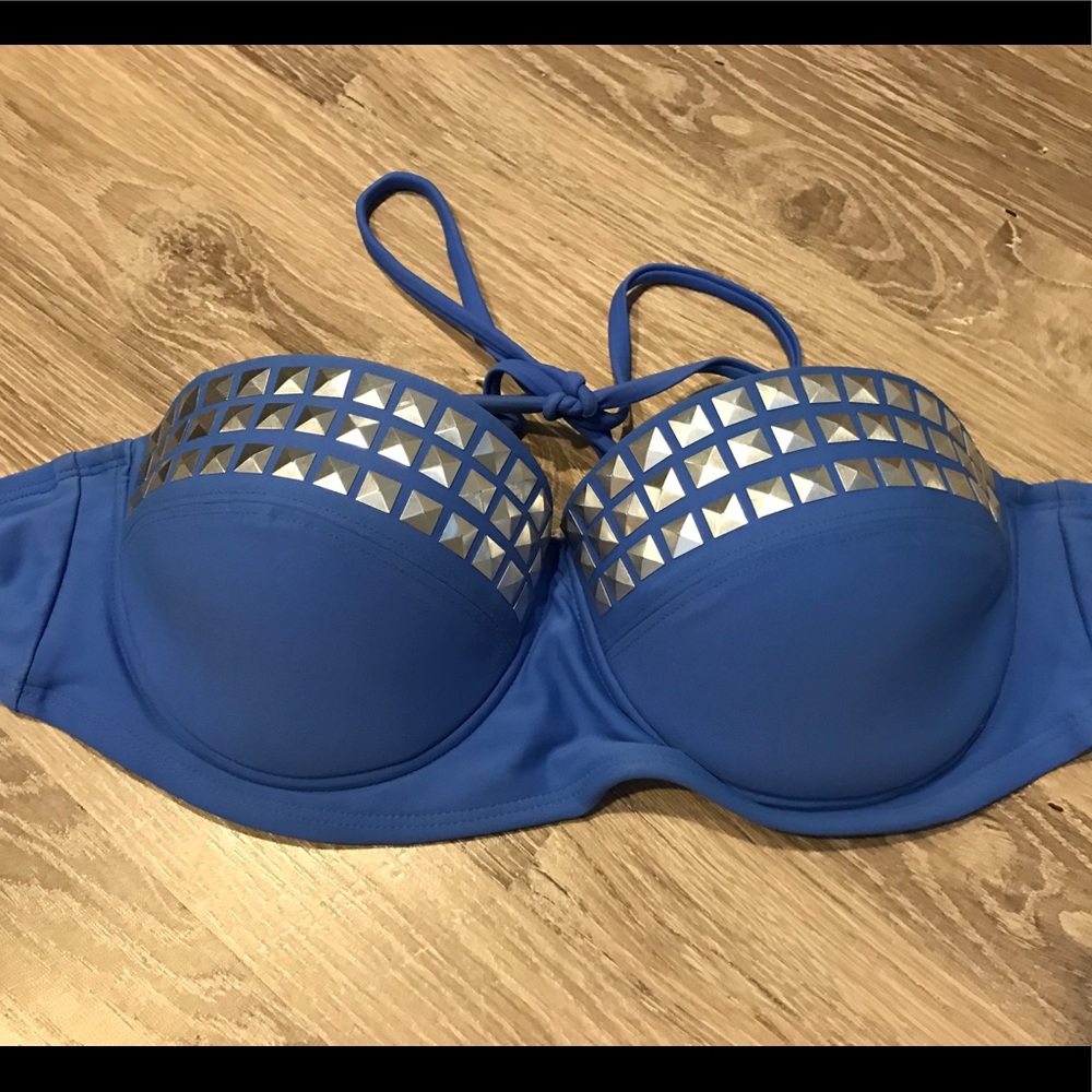 Bikini top
